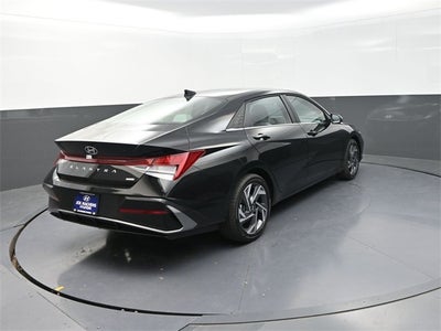 2025 Hyundai Elantra Hybrid Limited