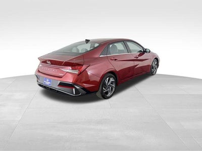 2025 Hyundai Elantra Limited