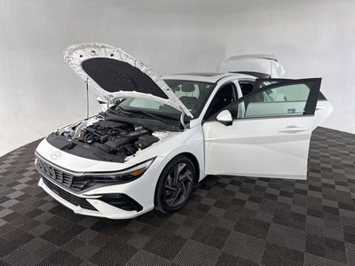2024 Hyundai Elantra Limited