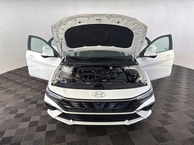 2024 Hyundai Elantra Limited