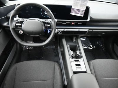 2025 Hyundai IONIQ 6 SE RWD