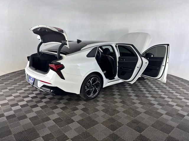 2025 Kia K5 GT-Line FWD w/ Premium Pkg