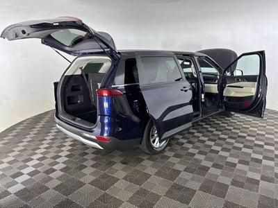 2023 Kia Carnival LX Seat Package