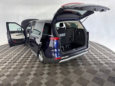 2023 Kia Carnival LX Seat Package