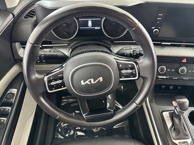 2023 Kia Carnival LX Seat Package