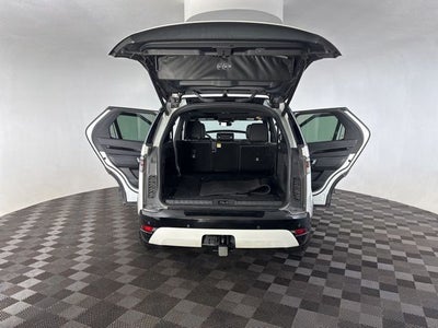 2023 Land Rover Discovery S R-Dynamic