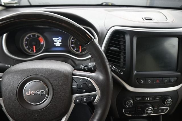 2018 Jeep Cherokee Overland