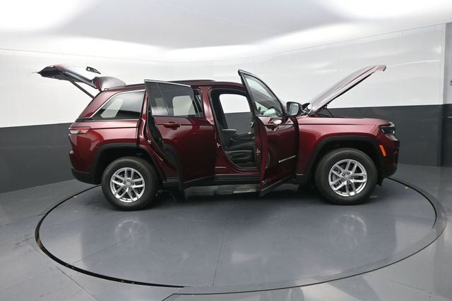 2026 Jeep Grand Cherokee Laredo X