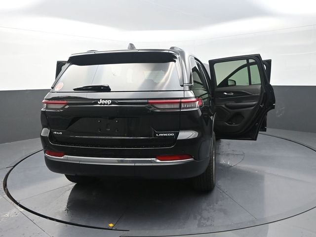 2026 Jeep Grand Cherokee Laredo X