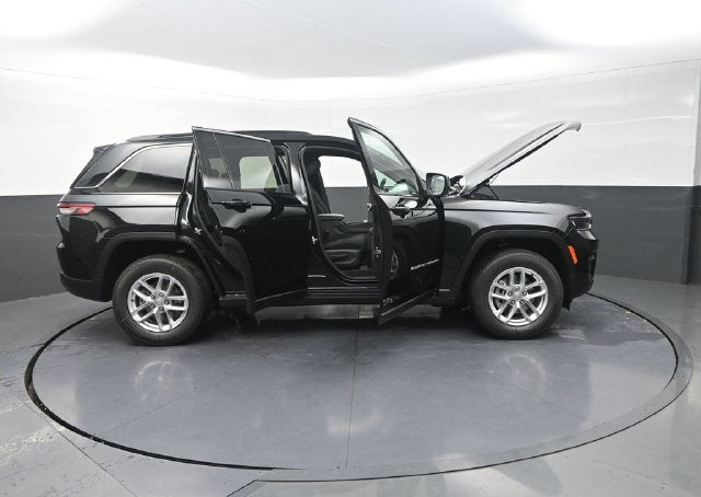2026 Jeep Grand Cherokee Laredo X
