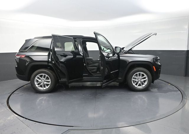 2026 Jeep Grand Cherokee Laredo X