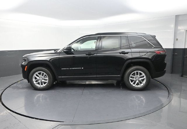 2026 Jeep Grand Cherokee Laredo X