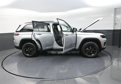 2025 Jeep Grand Cherokee Altitude X