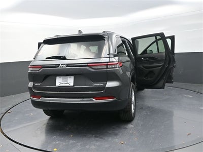 2025 Jeep Grand Cherokee Laredo