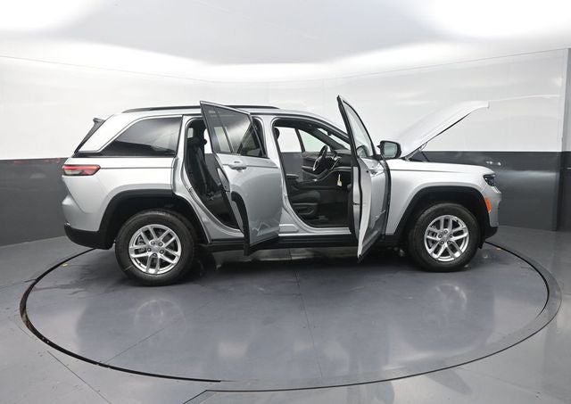 2026 Jeep Grand Cherokee Laredo X