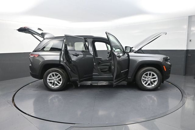 2026 Jeep Grand Cherokee Laredo X