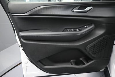 2026 Jeep Grand Cherokee Laredo X