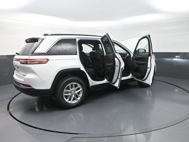 2026 Jeep Grand Cherokee Laredo X