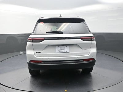 2026 Jeep Grand Cherokee Altitude