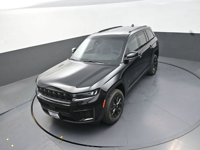 2026 Jeep Grand Cherokee Laredo