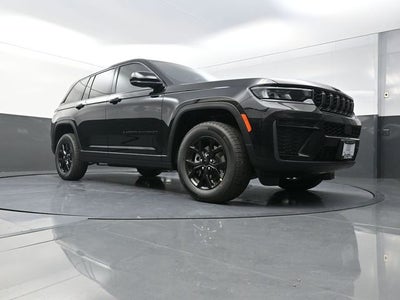 2026 Jeep Grand Cherokee Laredo