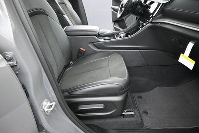 2027 Jeep Grand Cherokee Laredo Altitude