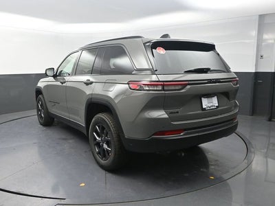 2027 Jeep Grand Cherokee Laredo Altitude