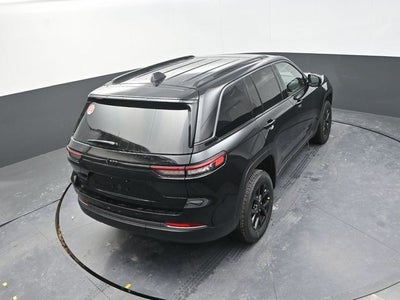 2026 Jeep Grand Cherokee Laredo