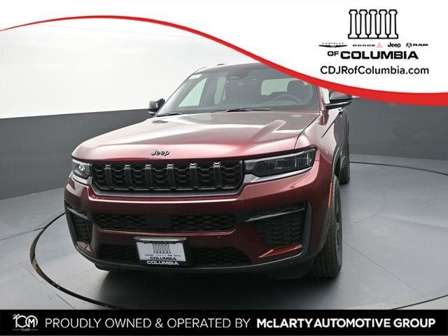 2026 Jeep Grand Cherokee Laredo Altitude
