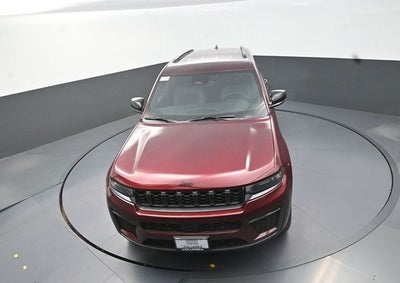 2026 Jeep Grand Cherokee Laredo Altitude
