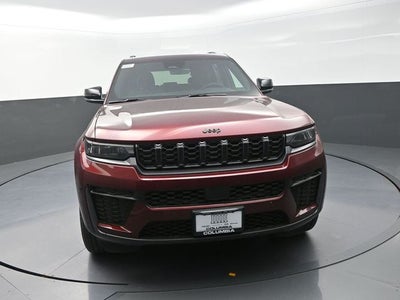 2026 Jeep Grand Cherokee Laredo Altitude