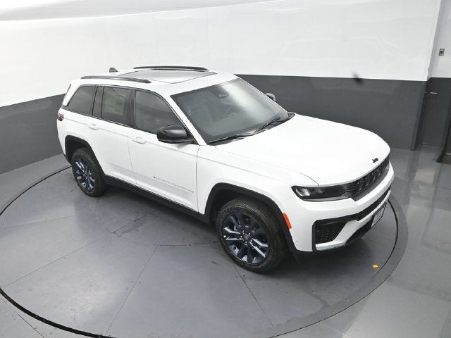 2026 Jeep Grand Cherokee Base