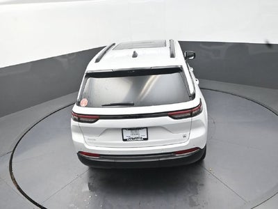 2026 Jeep Grand Cherokee Base
