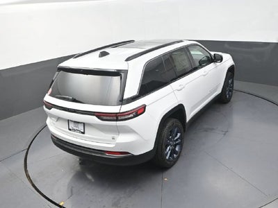 2026 Jeep Grand Cherokee Base