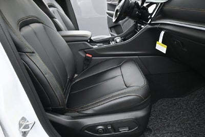 2026 Jeep Grand Cherokee Base