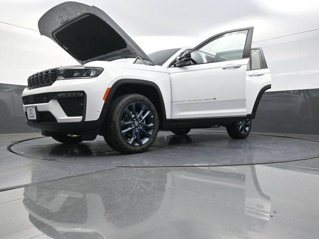 2026 Jeep Grand Cherokee Base