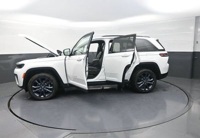 2026 Jeep Grand Cherokee Base