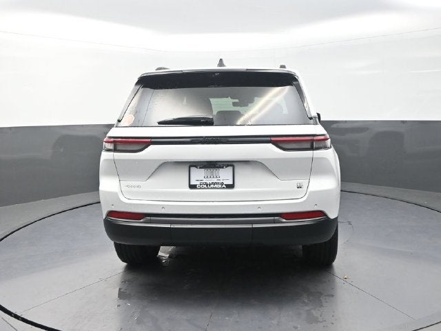 2026 Jeep Grand Cherokee Base