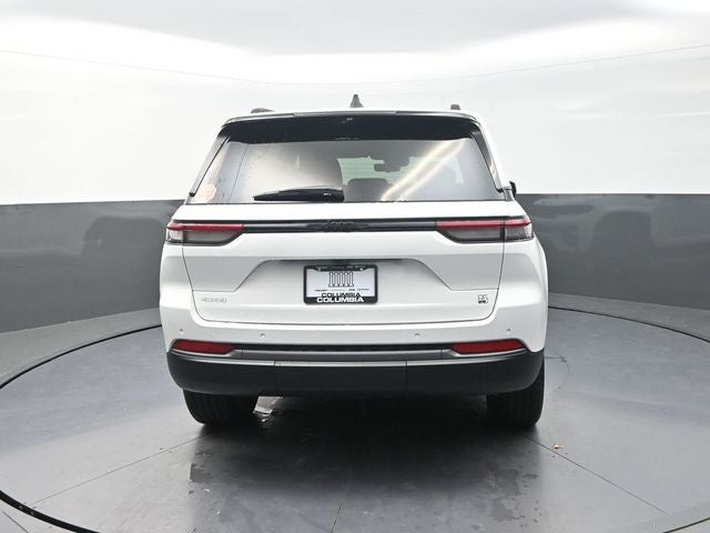 2026 Jeep Grand Cherokee Base