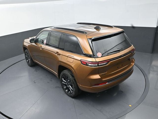 2026 Jeep Grand Cherokee Limited Reserve