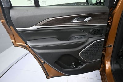2026 Jeep Grand Cherokee Limited Reserve