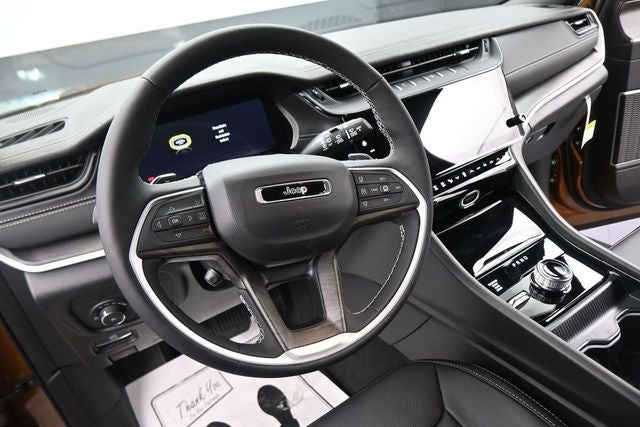 2026 Jeep Grand Cherokee Limited Reserve