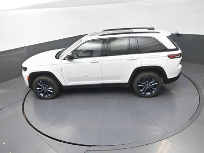 2026 Jeep Grand Cherokee Base