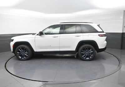 2026 Jeep Grand Cherokee Base