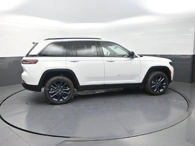 2026 Jeep Grand Cherokee Base