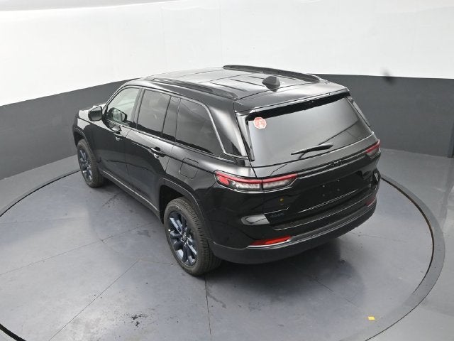 2026 Jeep Grand Cherokee Base