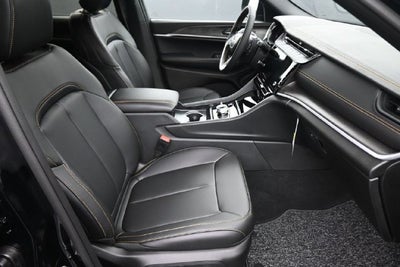 2026 Jeep Grand Cherokee Base