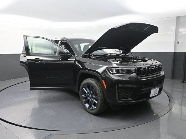 2026 Jeep Grand Cherokee Base