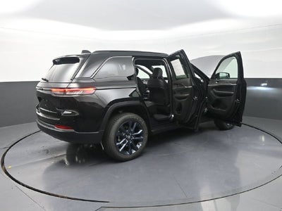 2026 Jeep Grand Cherokee Base