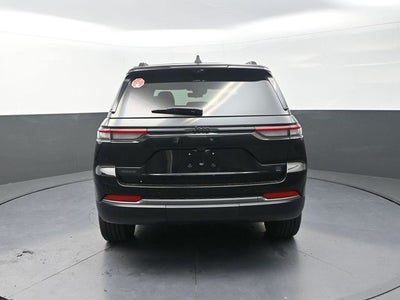 2026 Jeep Grand Cherokee Base